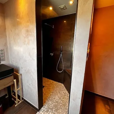 Au Coin Du Feu * Lembach