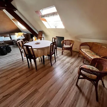 Au Coin Du Feu Apartment
